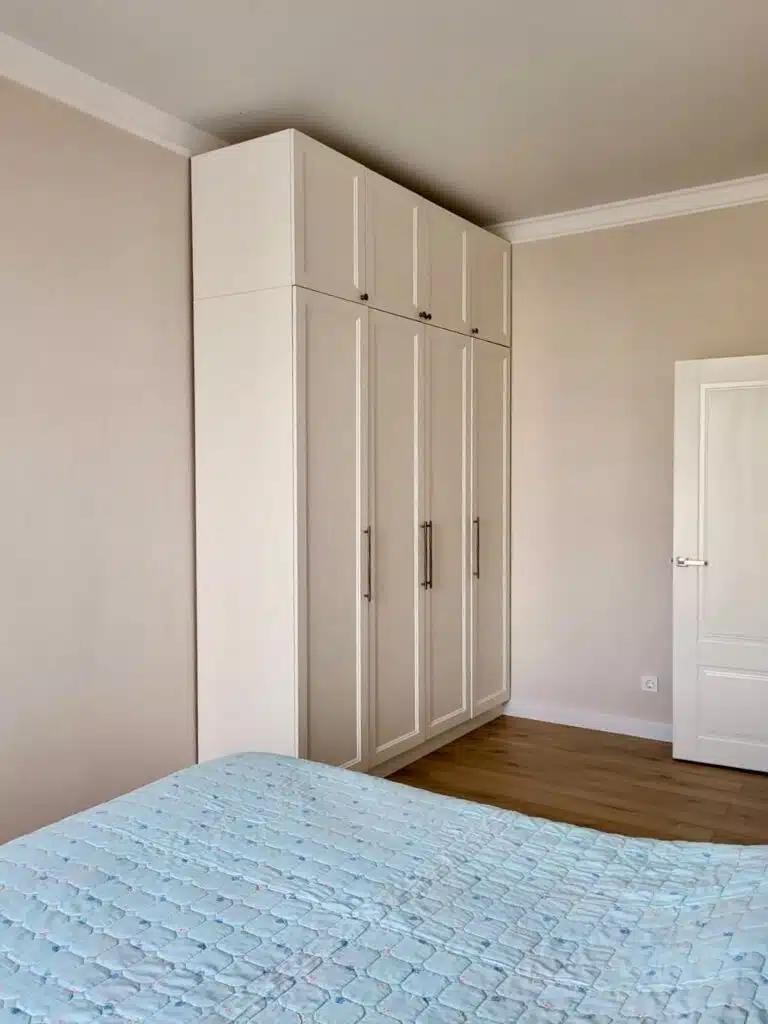 Шкафы собери сам в Астане 4 ★ WoodDecor Белый классический шкаф с фрезеровкой собери сам, Астана